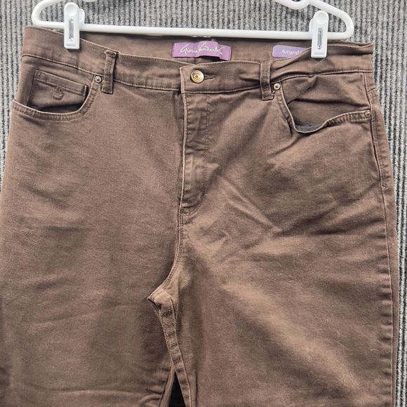 Gloria Vanderbilt Amanda Jeans Womens 18W‎ Brown Denim Pants Casual Work Pockets - Picture 6 of 16